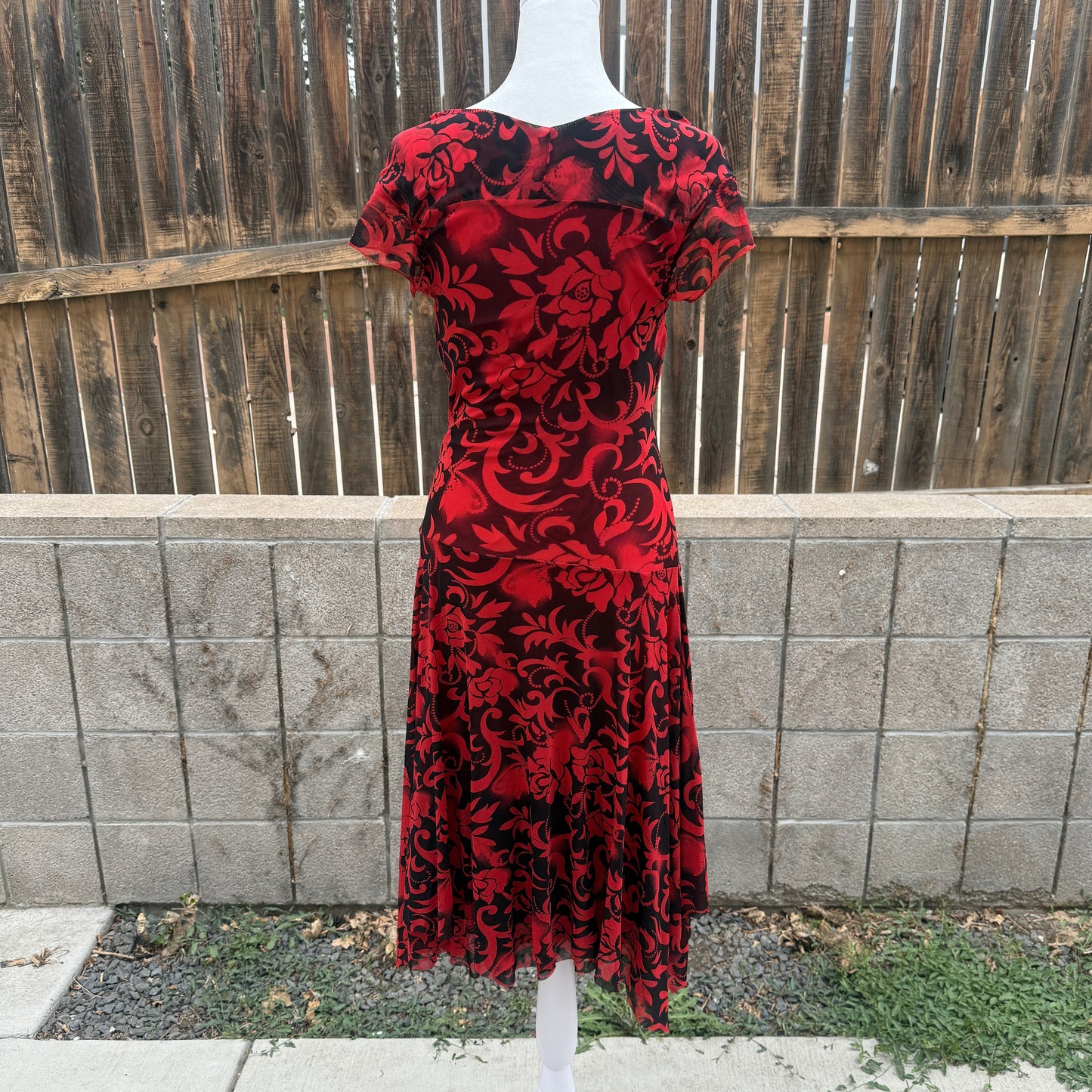 floral red / black dress