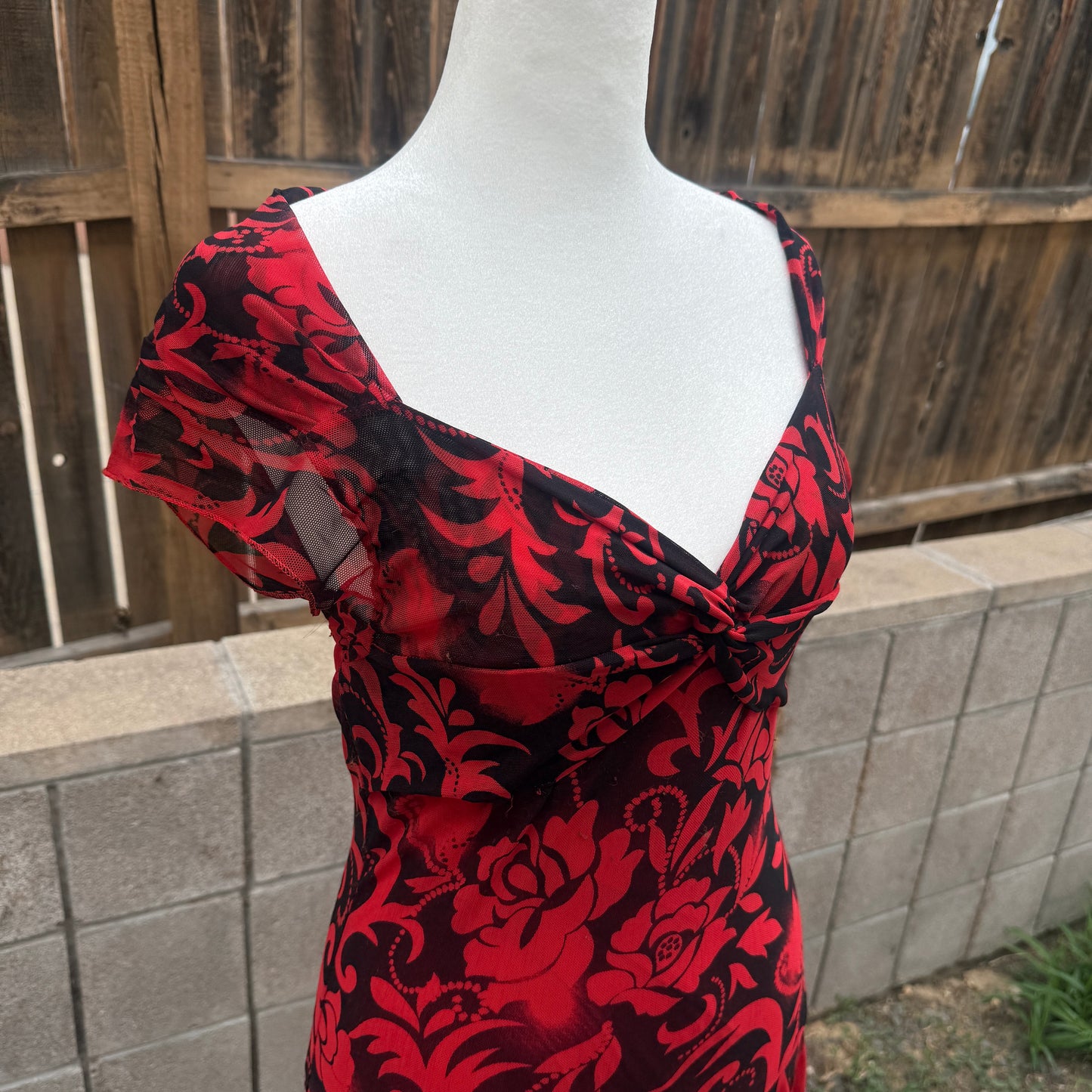 floral red / black dress