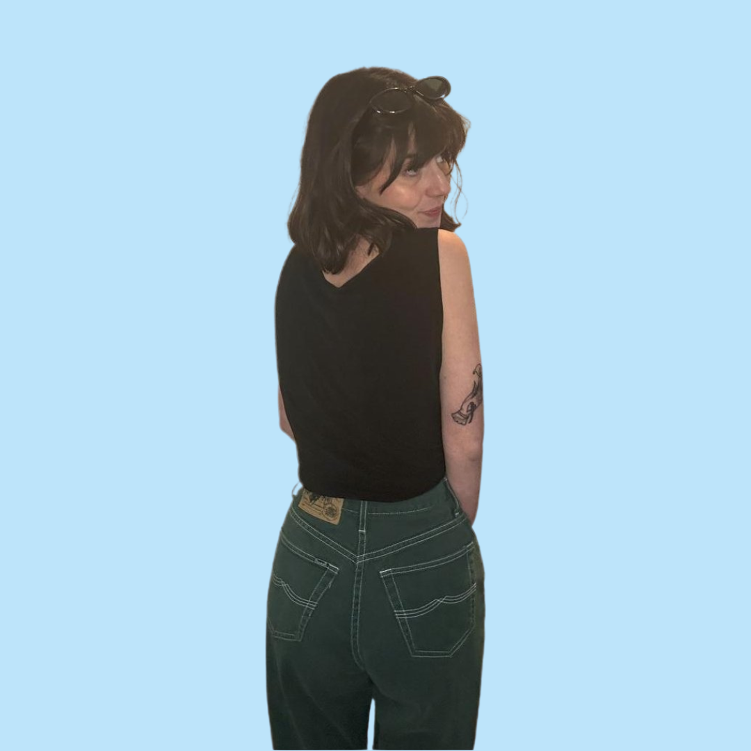 facconable green denim trousers